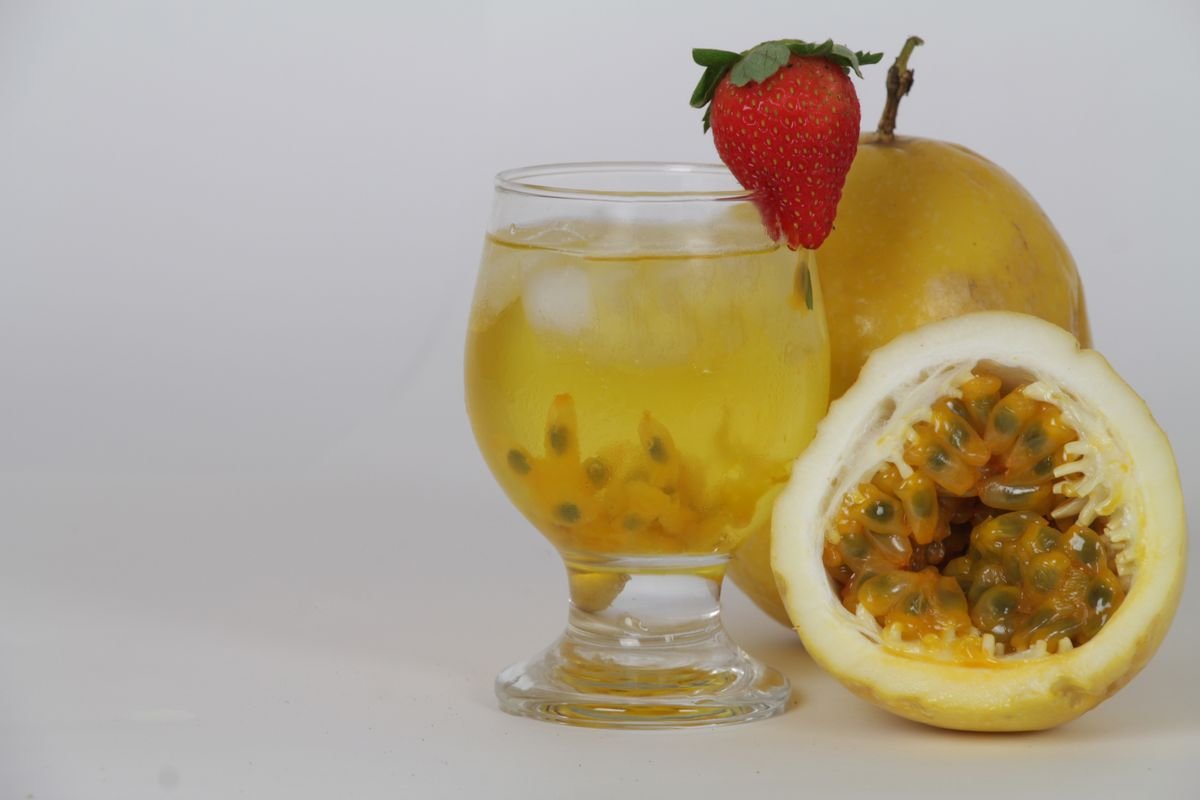Passion fruit drinks at the Bottom Up lounge