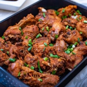 Large Platter Chicken in Sauce